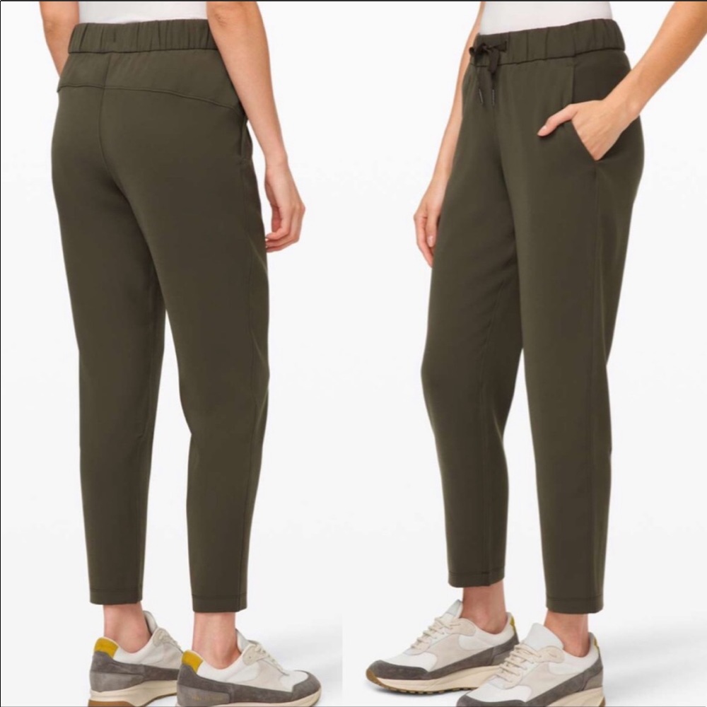 Lululemon On The Fly Crop